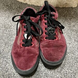 VANS x Disney Old Skool Stackform POISON APPLE Sneakers Women's 6.5 Mahogany Red